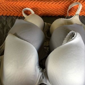 VS bra bundle
